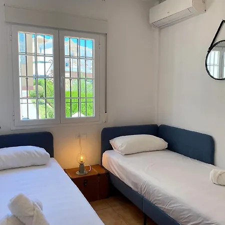 Apartment Fuer 6 Personen Ca 100 Qm In Nerja, Andalusien Costa Del Sol *