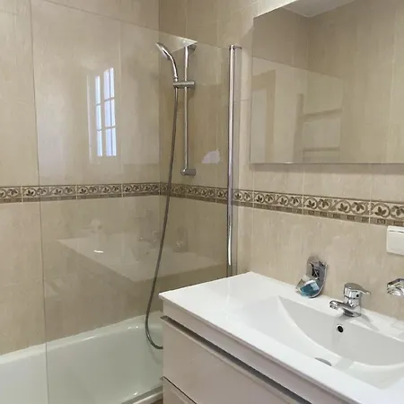 Fuer 6 Personen Ca 100 Qm In Nerja, Andalusien Costa Del Sol Lejlighed Nerja